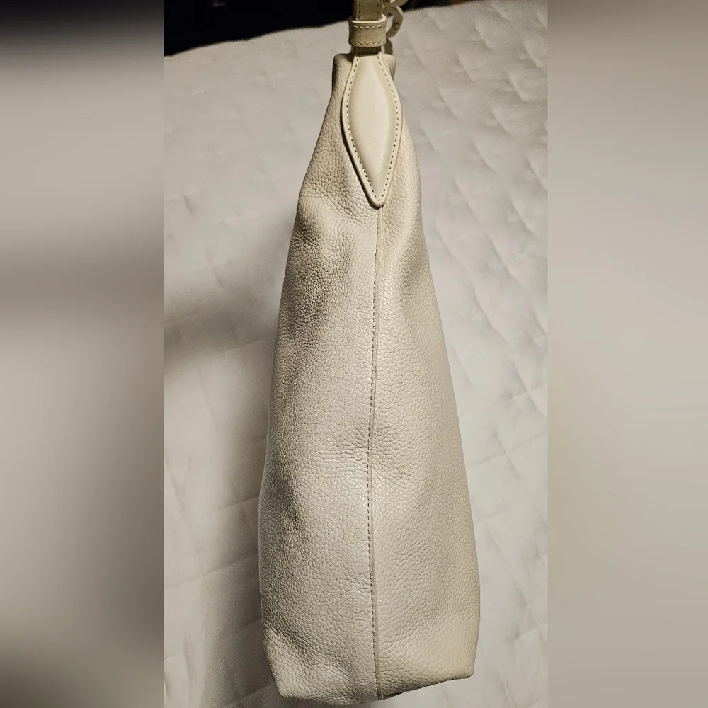 NWT Sam Edelman Bay Large Chainlink Hobo Pebble Leather Bag: Cream/Gold - Picture 8 of 15